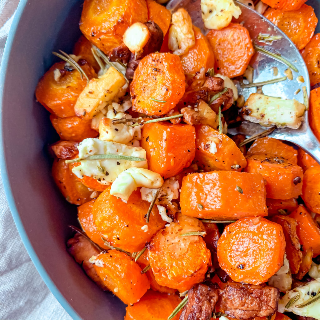 carottes et feta rôtis au romarin