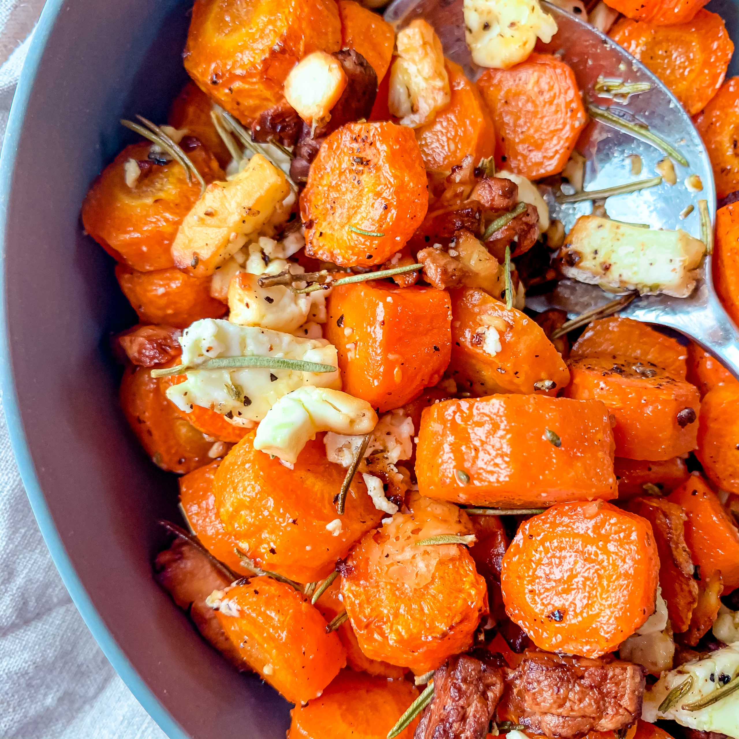 carottes et feta rÃ´tis au romarin